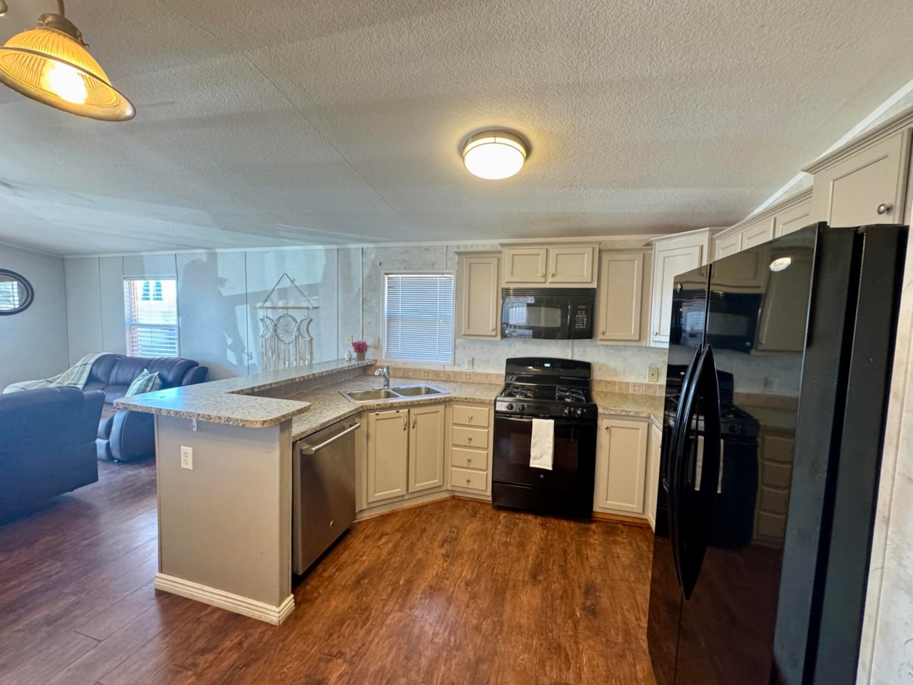 1450 N Dixie Downs RD #84 St George, UT 84770 home for sale, MLS#25-266110 - Erika Rogers Photo 13