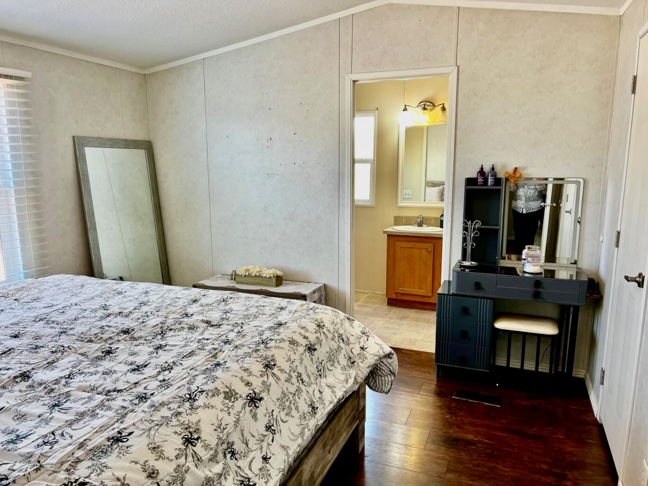 1450 N Dixie Downs RD #84 St George, UT 84770 home for sale, MLS#25-266110 - Erika Rogers Photo 17