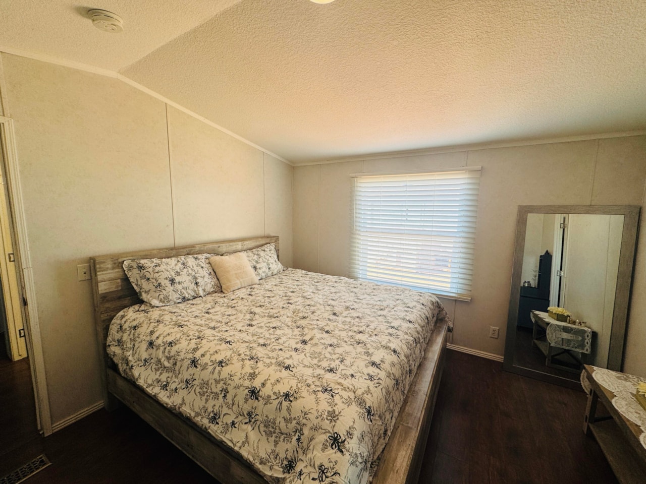 1450 N Dixie Downs RD #84 St George, UT 84770 home for sale, MLS#25-266110 - Erika Rogers Photo 21