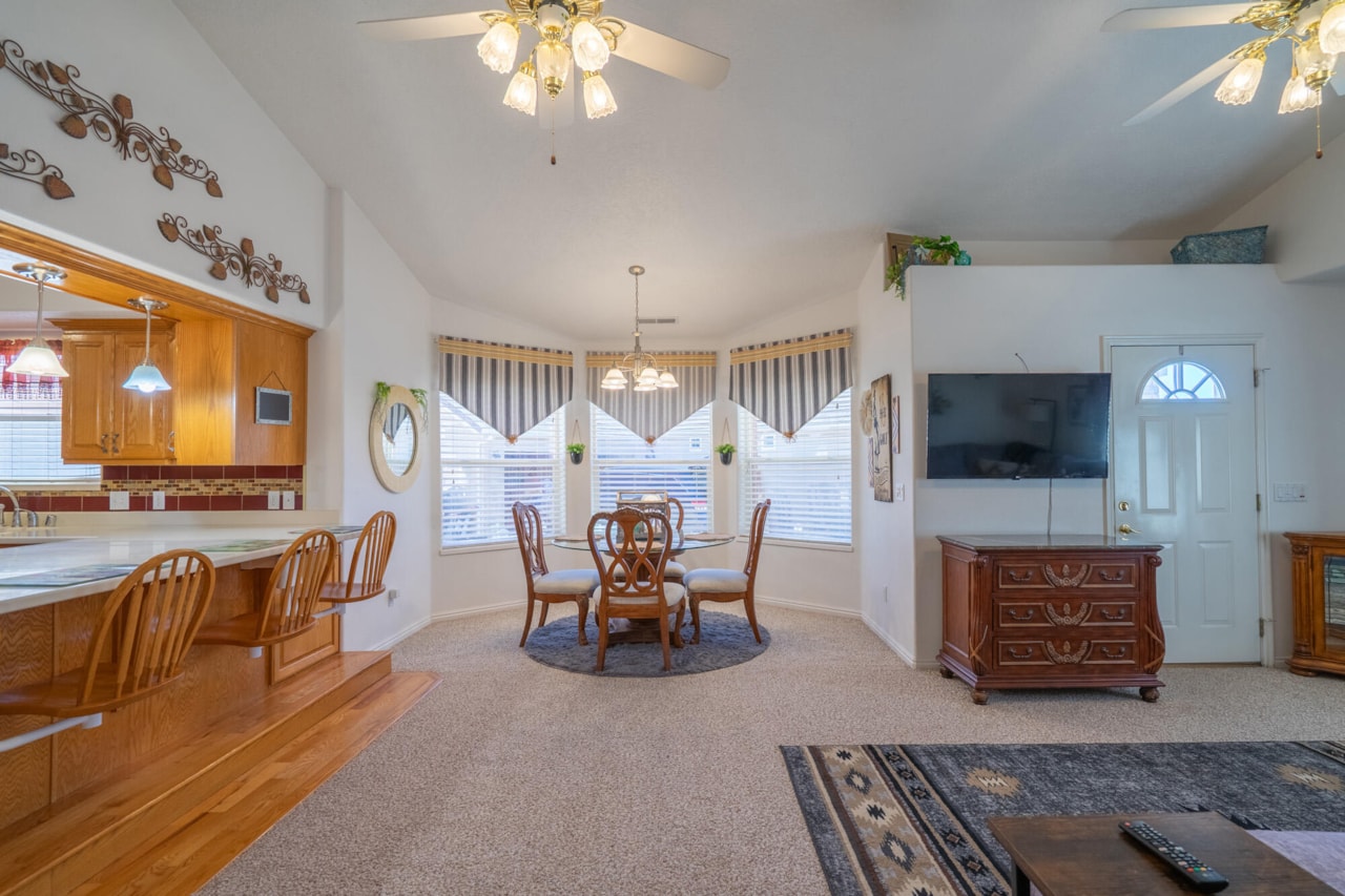 392 N Windsor DR Washington, UT 84780 home for sale, MLS#25-265899 - Erika Rogers Photo 35