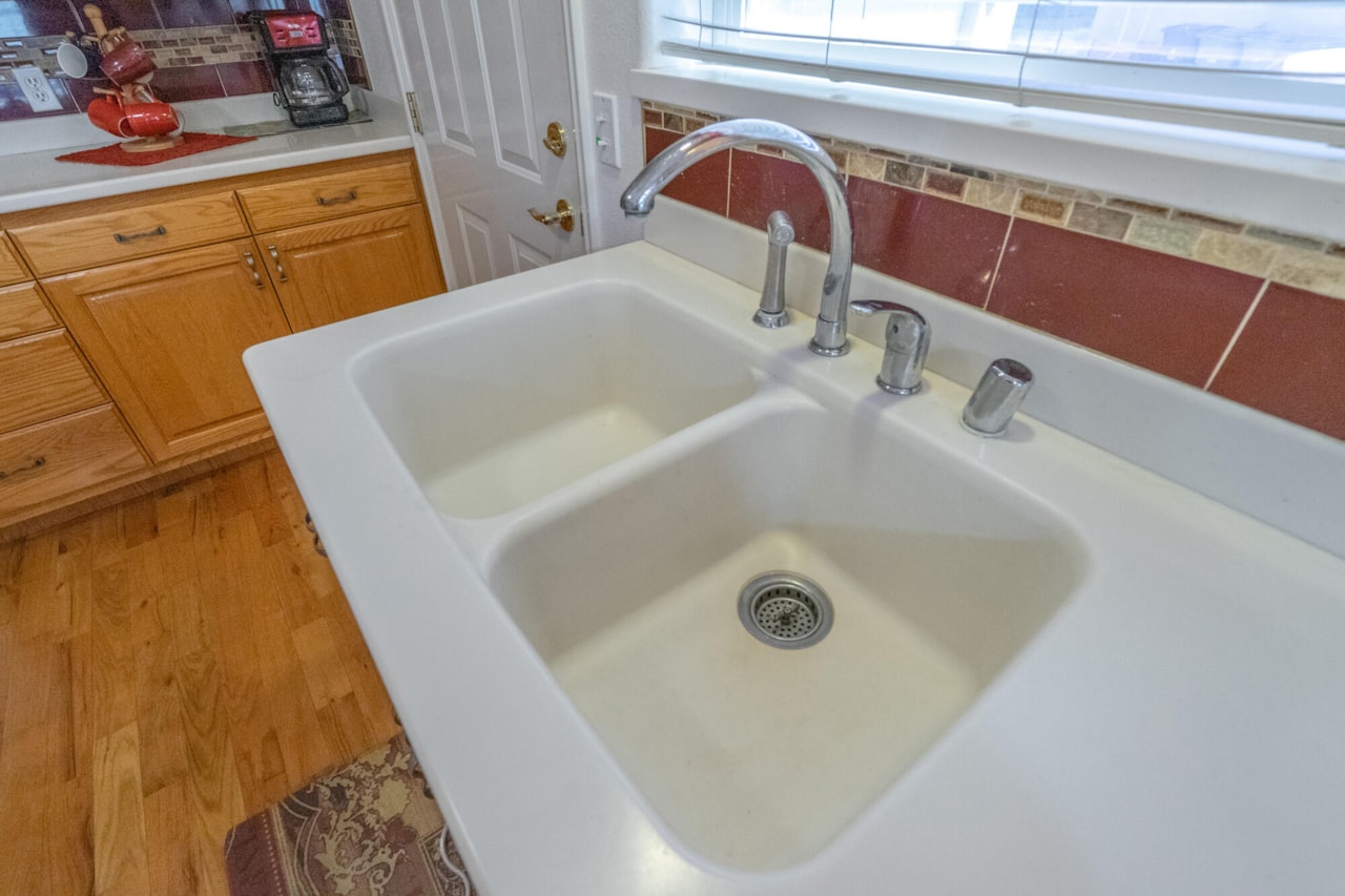 392 N Windsor DR Washington, UT 84780 home for sale, MLS#25-265899 - Erika Rogers Photo 43