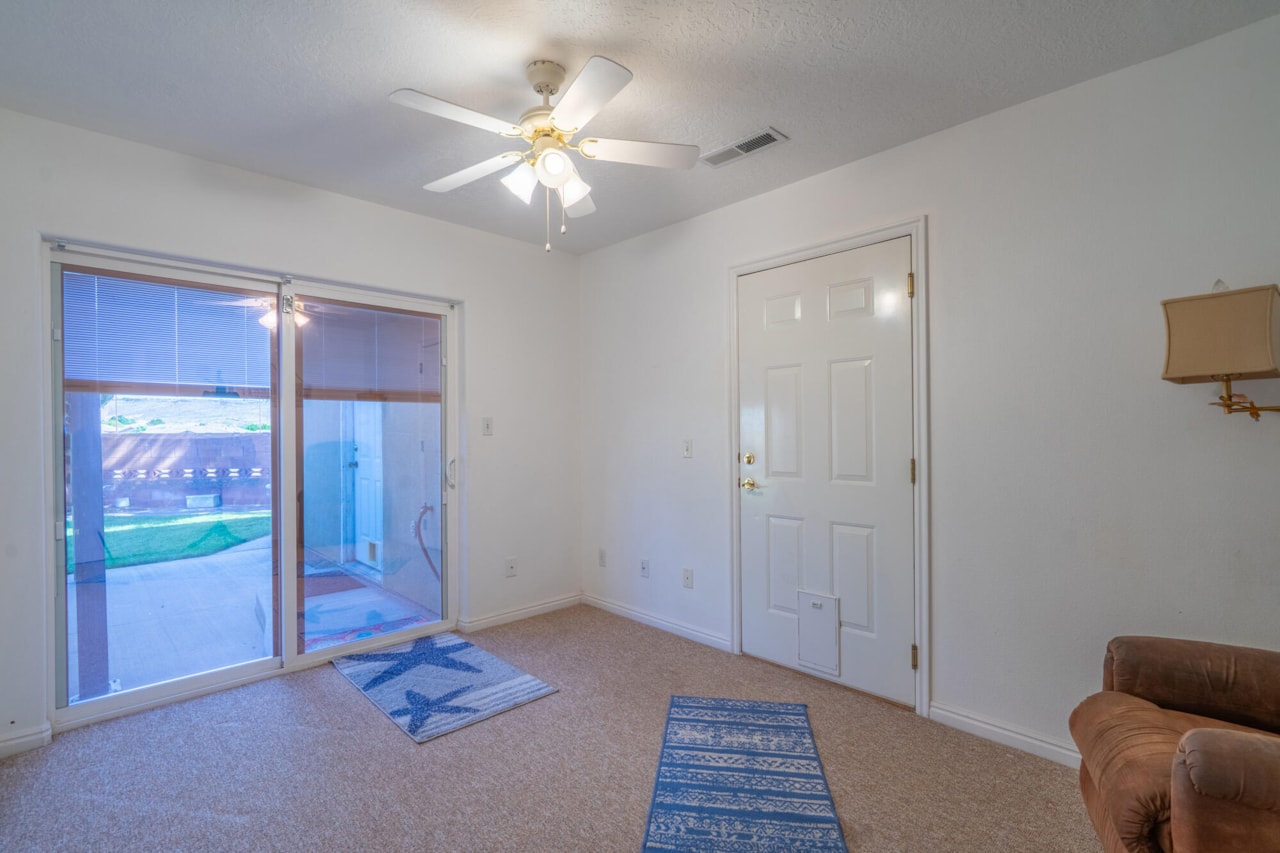 392 N Windsor DR Washington, UT 84780 home for sale, MLS#25-265899 - Erika Rogers Photo 54