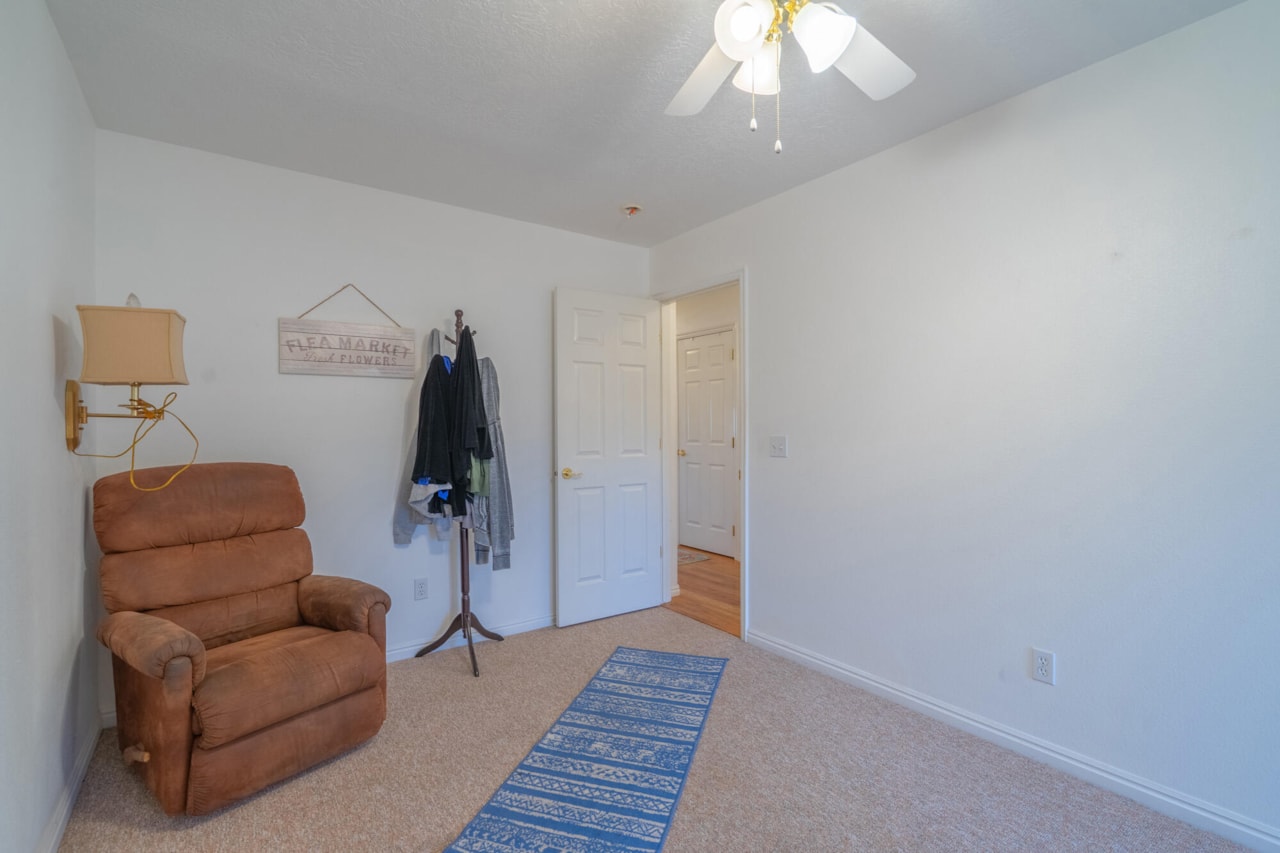 392 N Windsor DR Washington, UT 84780 home for sale, MLS#25-265899 - Erika Rogers Photo 55