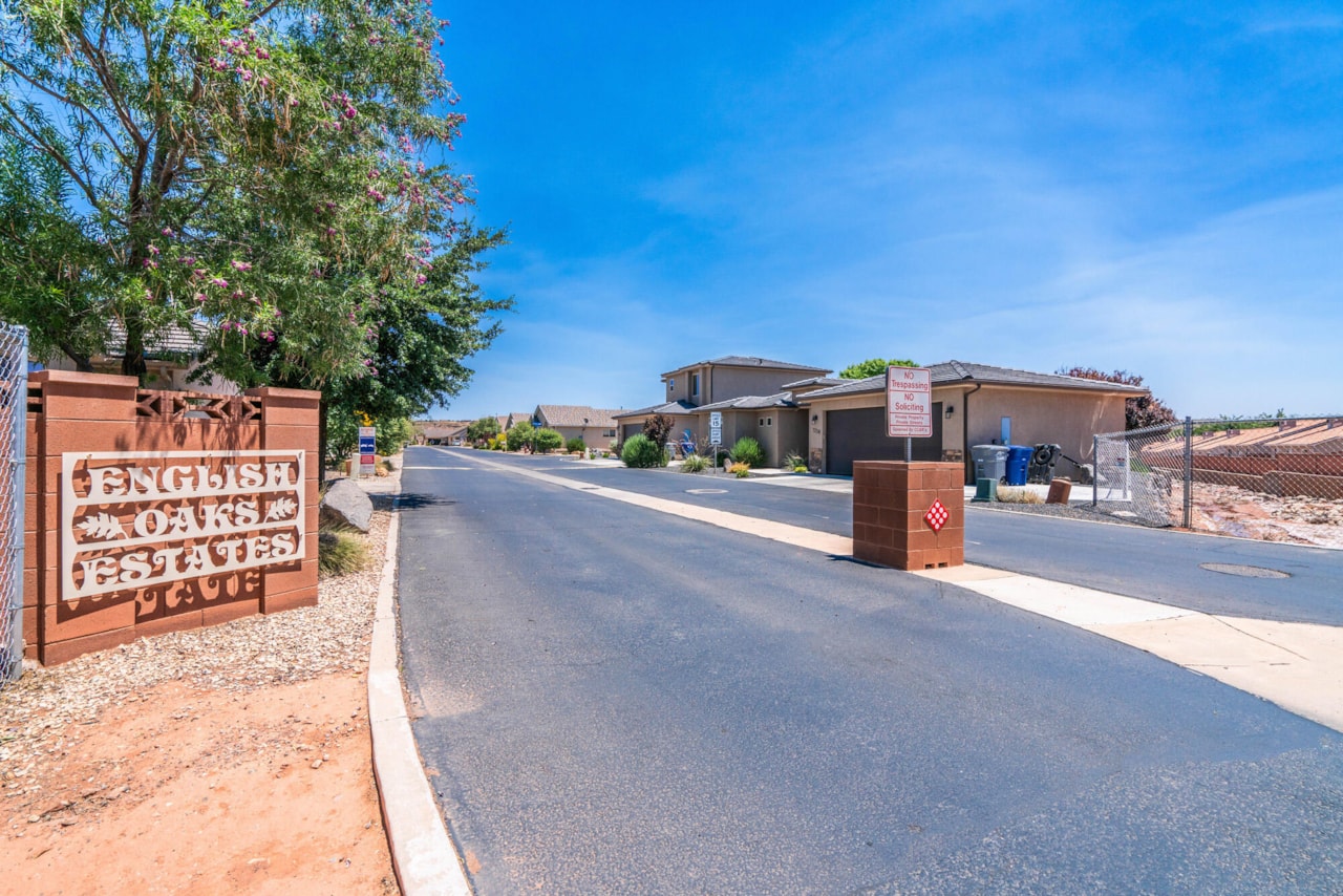 392 N Windsor DR Washington, UT 84780 home for sale, MLS#25-265899 - Erika Rogers Photo 66