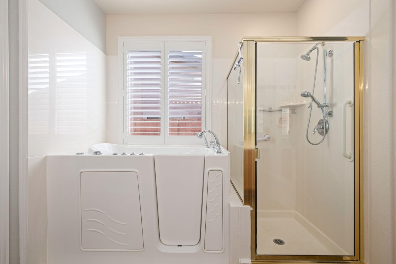 2518 N Expedition LN Washington, UT 84780 home for sale, MLS#25-266139 - Erika Rogers Photo 14