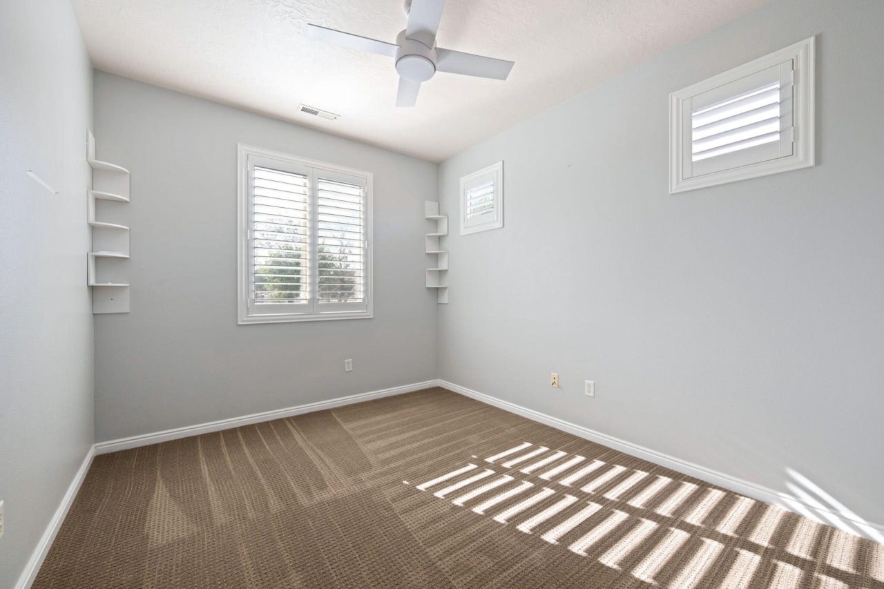 2518 N Expedition LN Washington, UT 84780 home for sale, MLS#25-266139 - Erika Rogers Photo 19