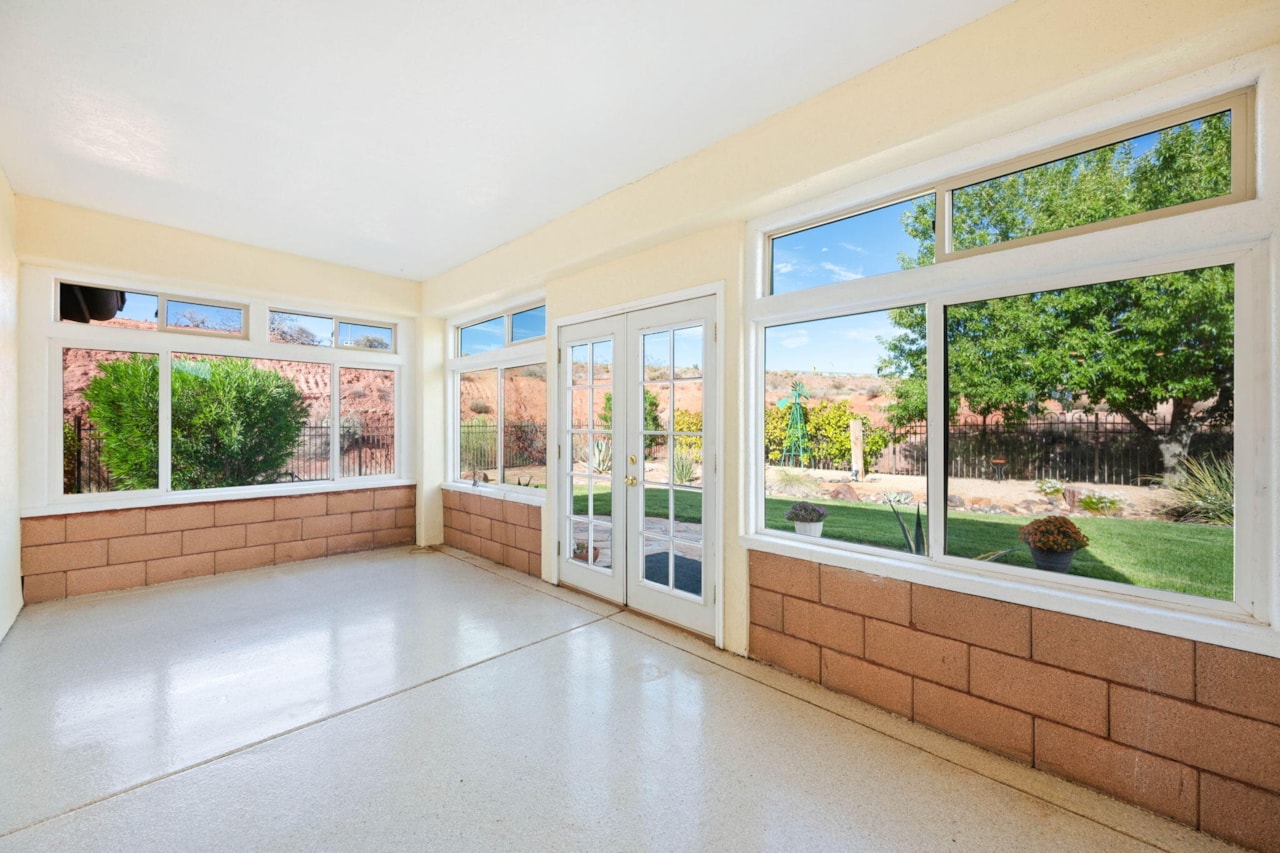 2518 N Expedition LN Washington, UT 84780 home for sale, MLS#25-266139 - Erika Rogers Photo 21