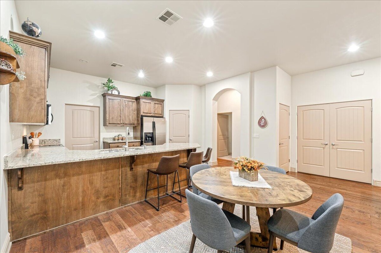 280 S Luce Del Sol DR #514 St George, UT 84770 condo for sale, MLS#25-266141 - Erika Rogers Photo 14