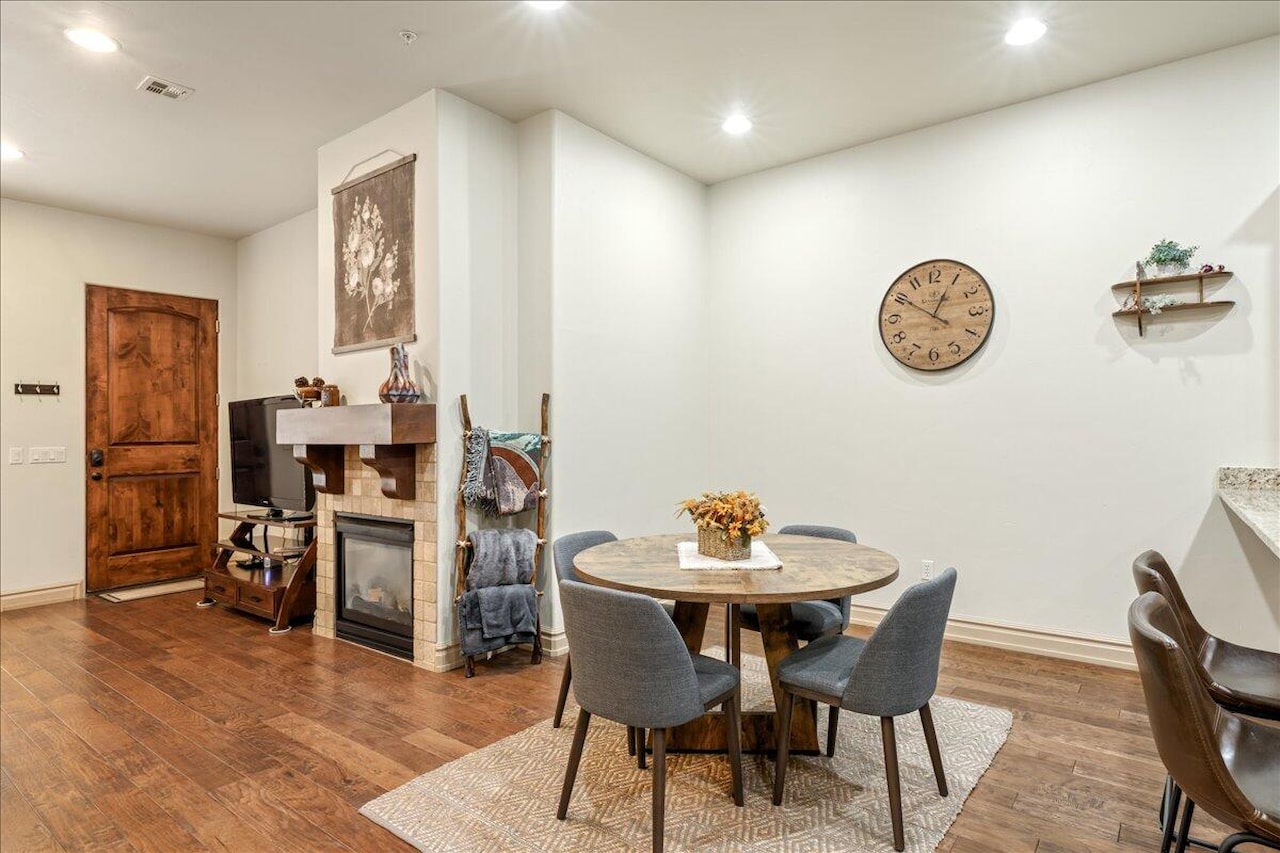 280 S Luce Del Sol DR #514 St George, UT 84770 condo for sale, MLS#25-266141 - Erika Rogers Photo 15