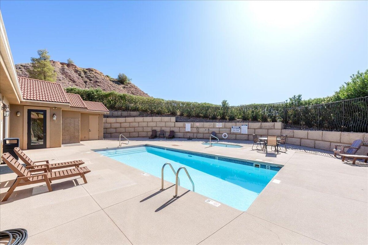 280 S Luce Del Sol DR #514 St George, UT 84770 condo for sale, MLS#25-266141 - Erika Rogers Photo 49
