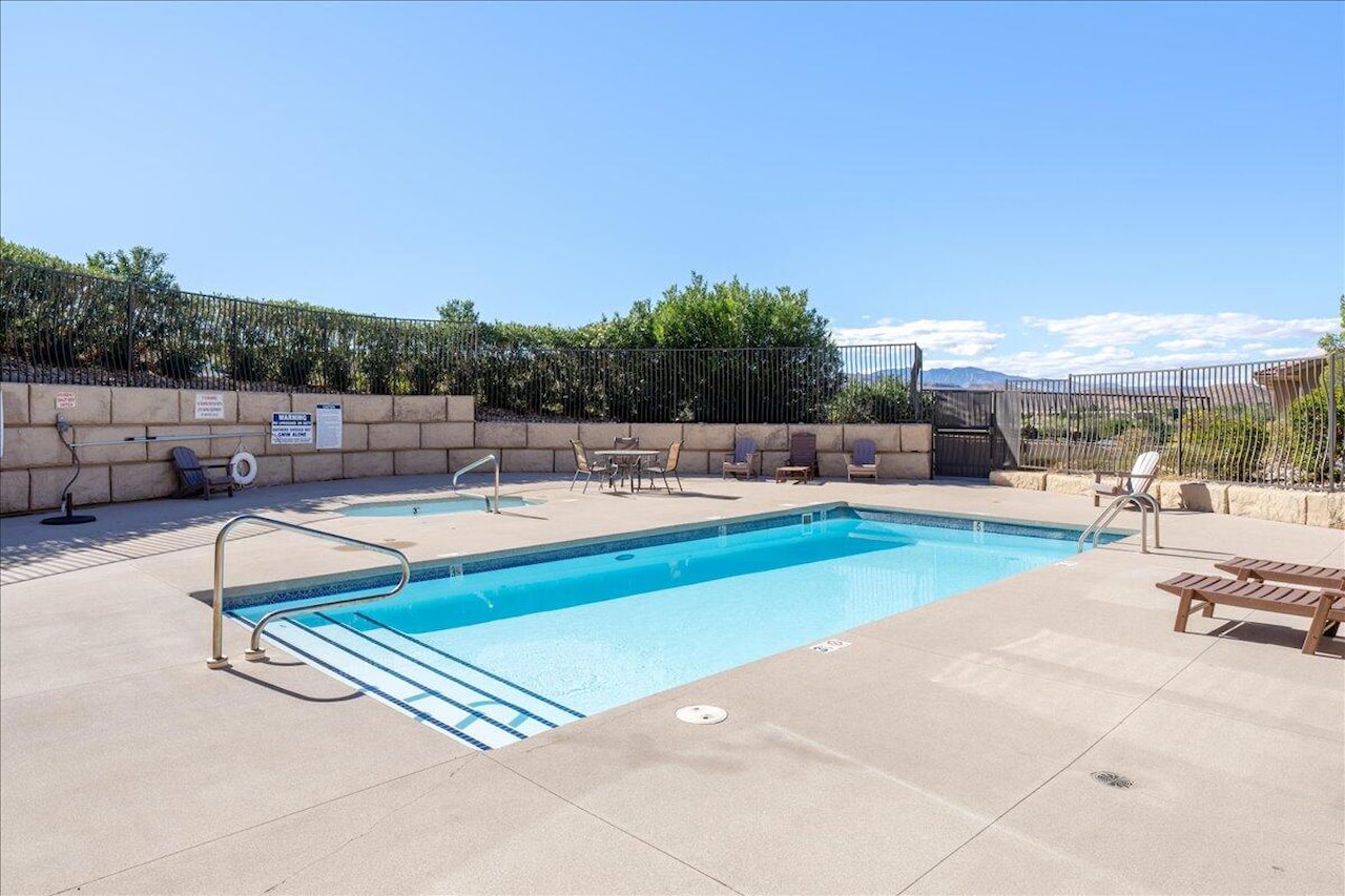 280 S Luce Del Sol DR #514 St George, UT 84770 condo for sale, MLS#25-266141 - Erika Rogers Photo 50