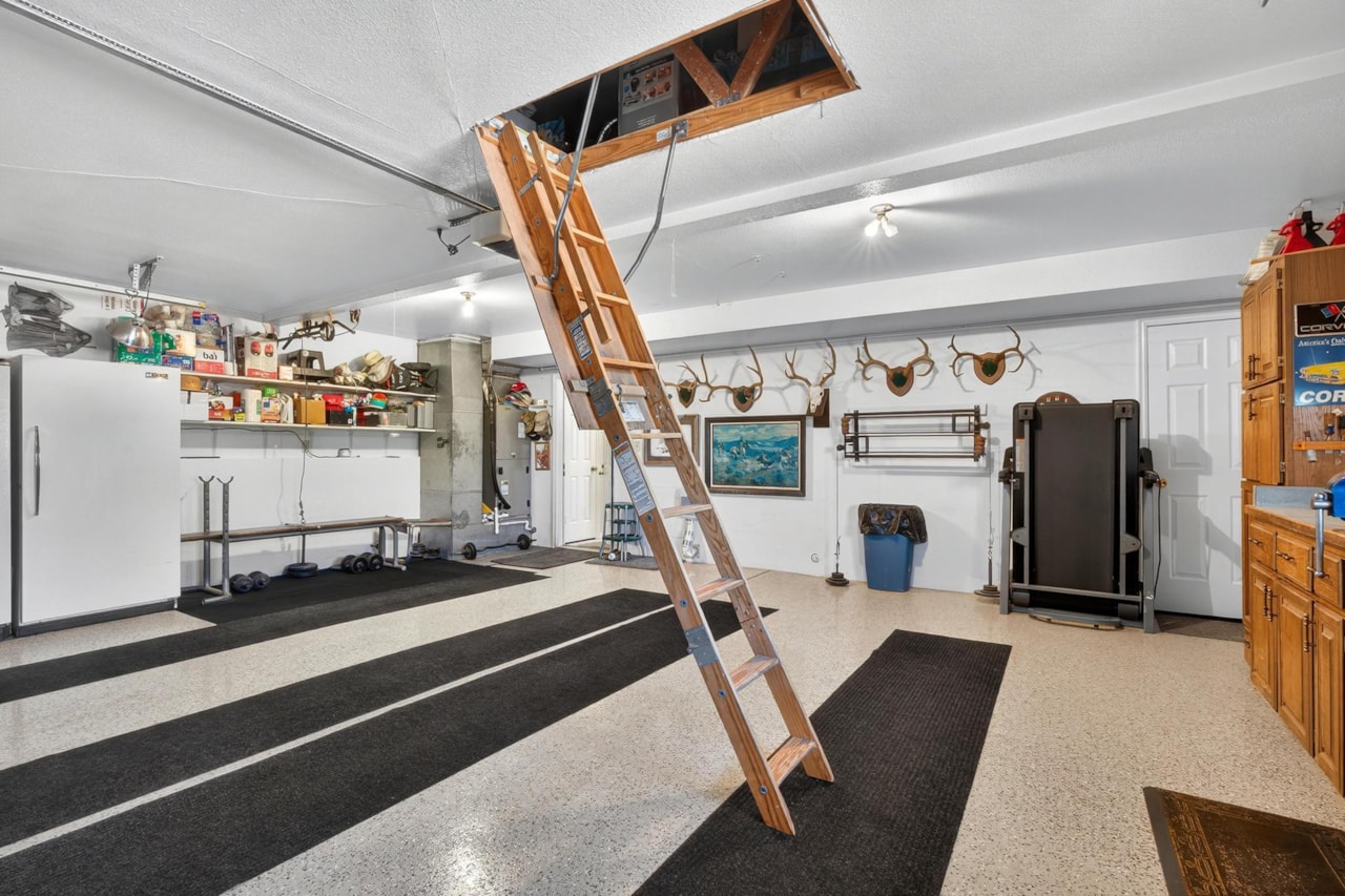 1045 E Hemlock CIR St George, UT 84790 home for sale, MLS#25-266144 - Erika Rogers Photo 32