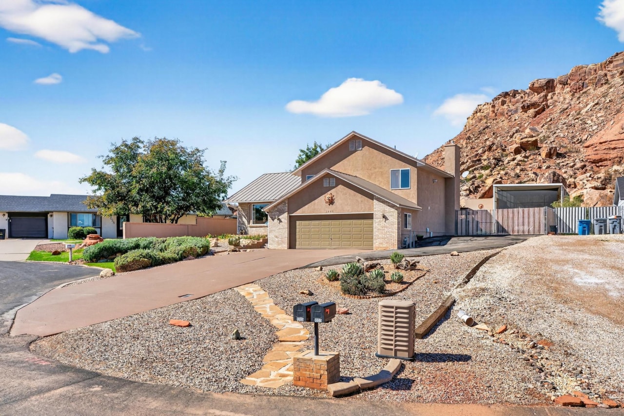 1045 E Hemlock CIR St George, UT 84790 home for sale, MLS#25-266144 - Erika Rogers Photo 49