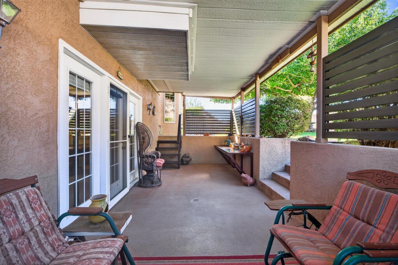 1045 E Hemlock CIR St George, UT 84790 home for sale, MLS#25-266144 - Erika Rogers Photo 55