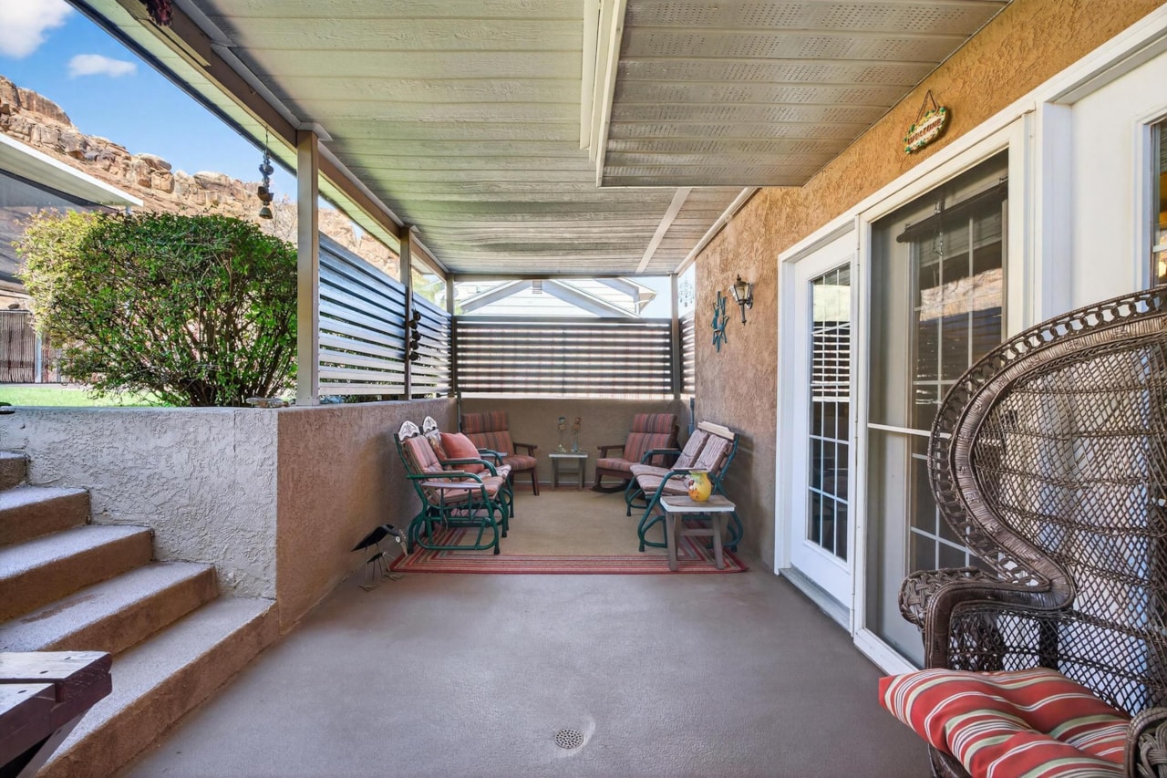 1045 E Hemlock CIR St George, UT 84790 home for sale, MLS#25-266144 - Erika Rogers Photo 56