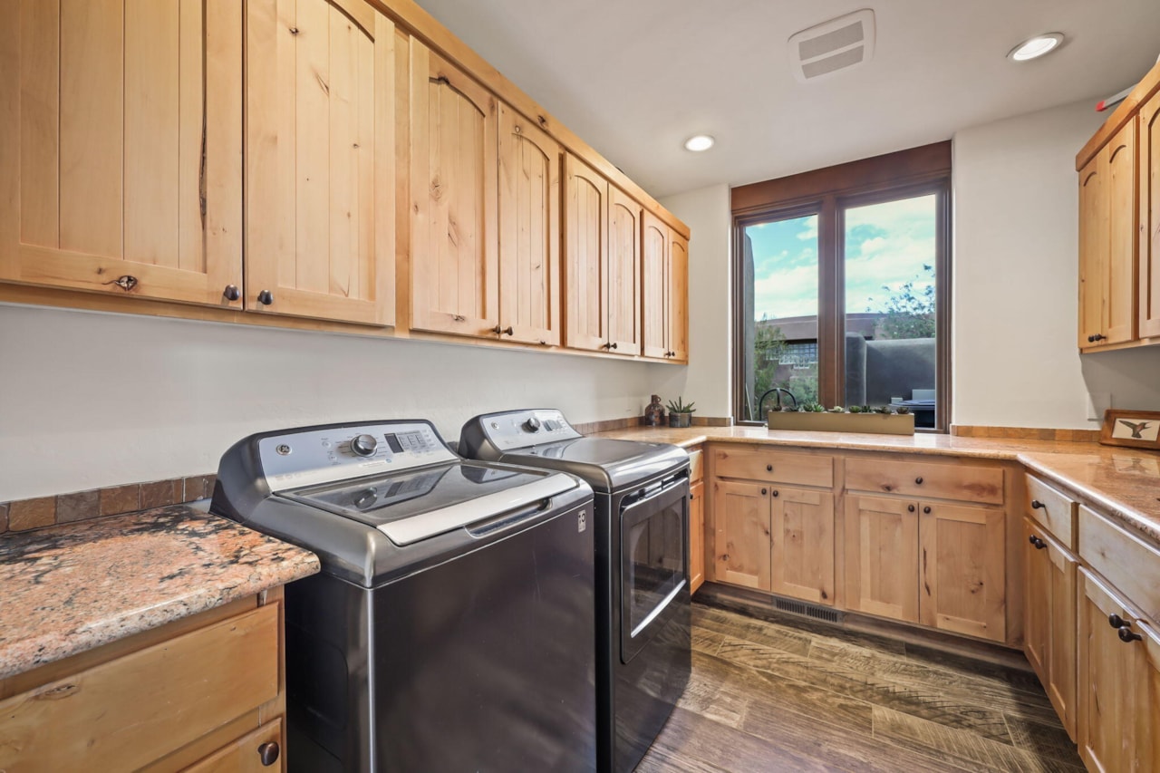 2228 N Chaco Trl St George, UT 84770 home for sale, MLS#25-265930 - Erika Rogers Photo 58