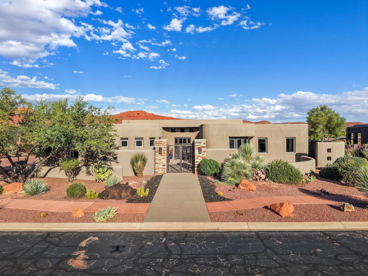 2228 N Chaco Trl St George, UT 84770 home for sale, MLS#25-265930 - Erika Rogers Photo 62