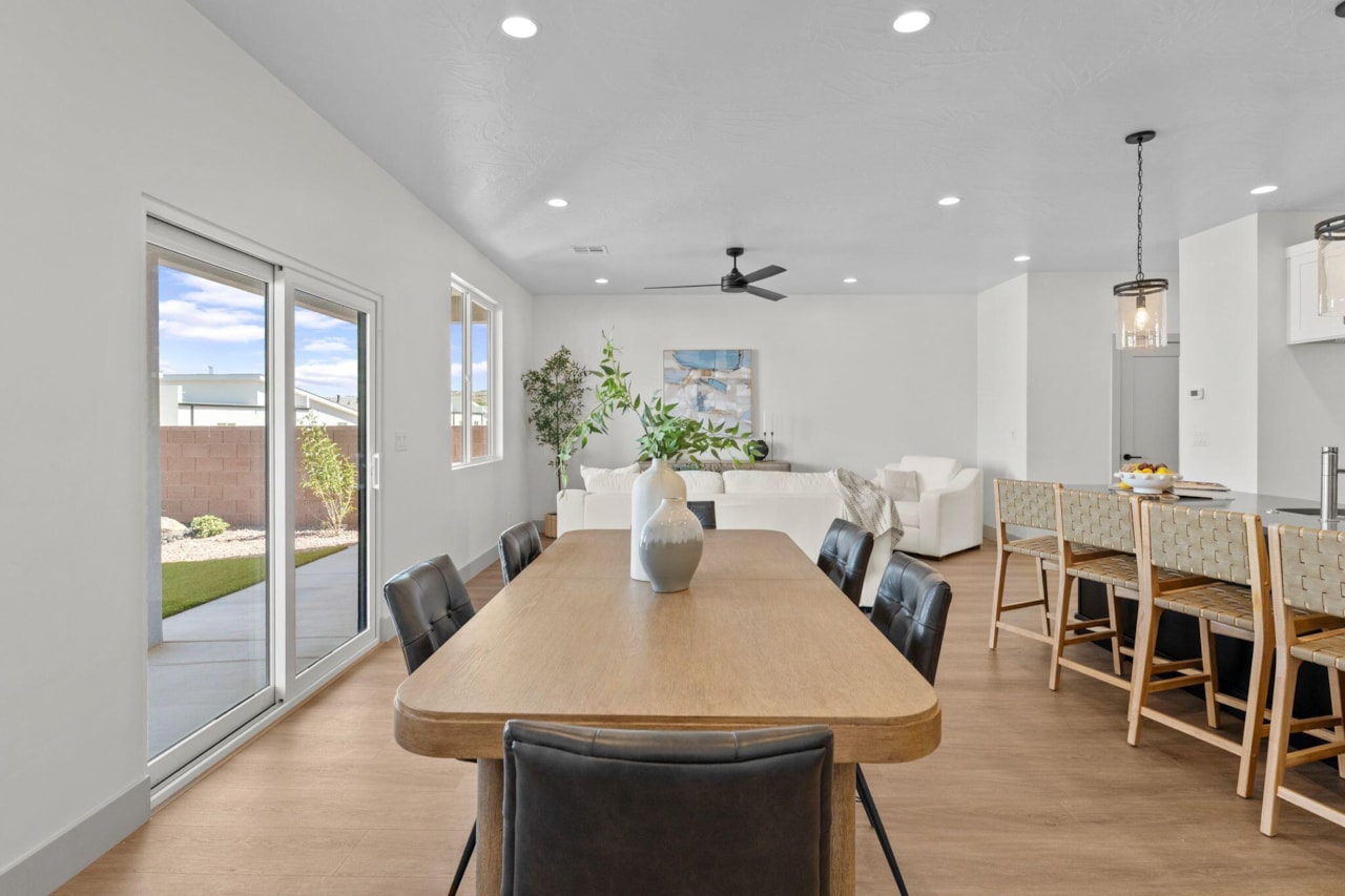 983 E Coyote Crest DR Washington, UT 84780 home for sale, MLS#25-266154 - Erika Rogers Photo 14