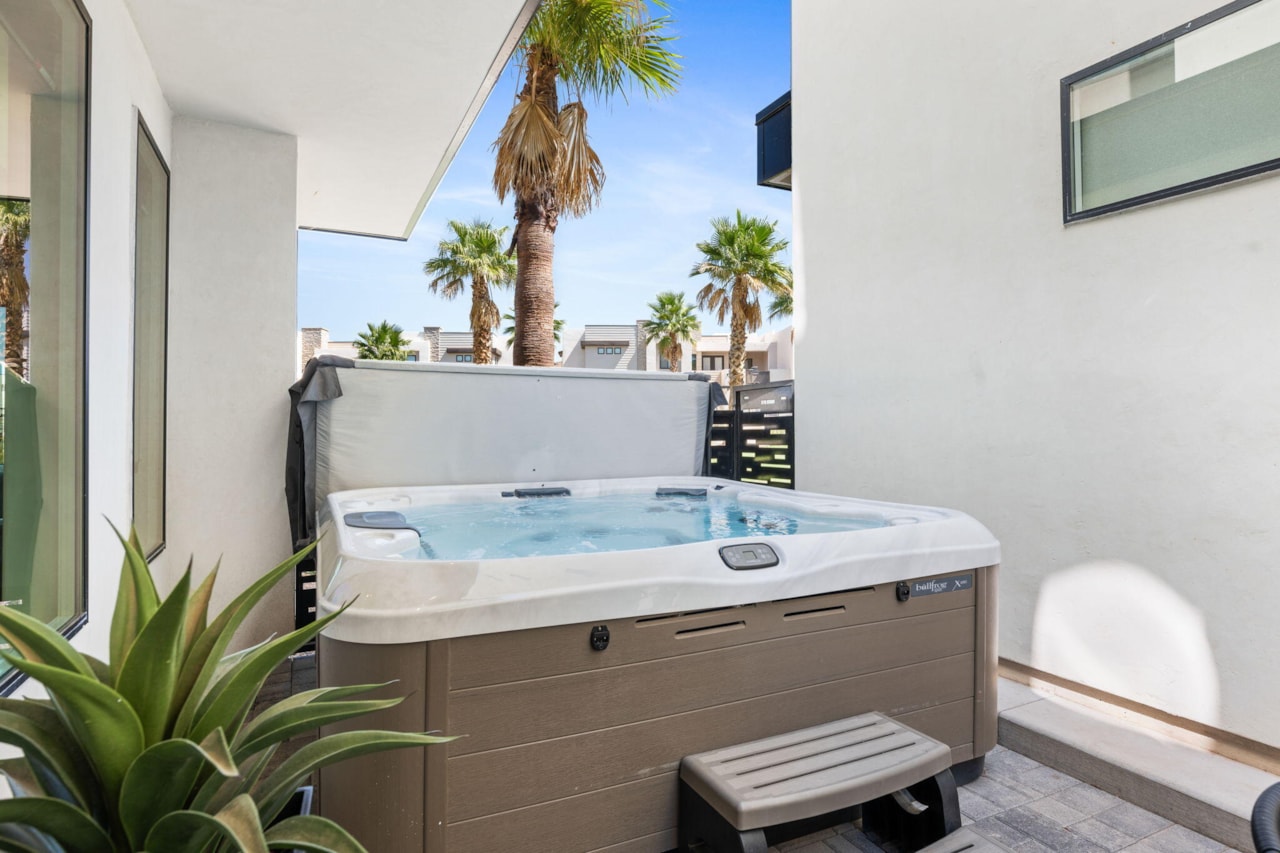 740 Olympic LN St George, UT 84790 home for sale, MLS#25-265577 - Erika Rogers Photo 15