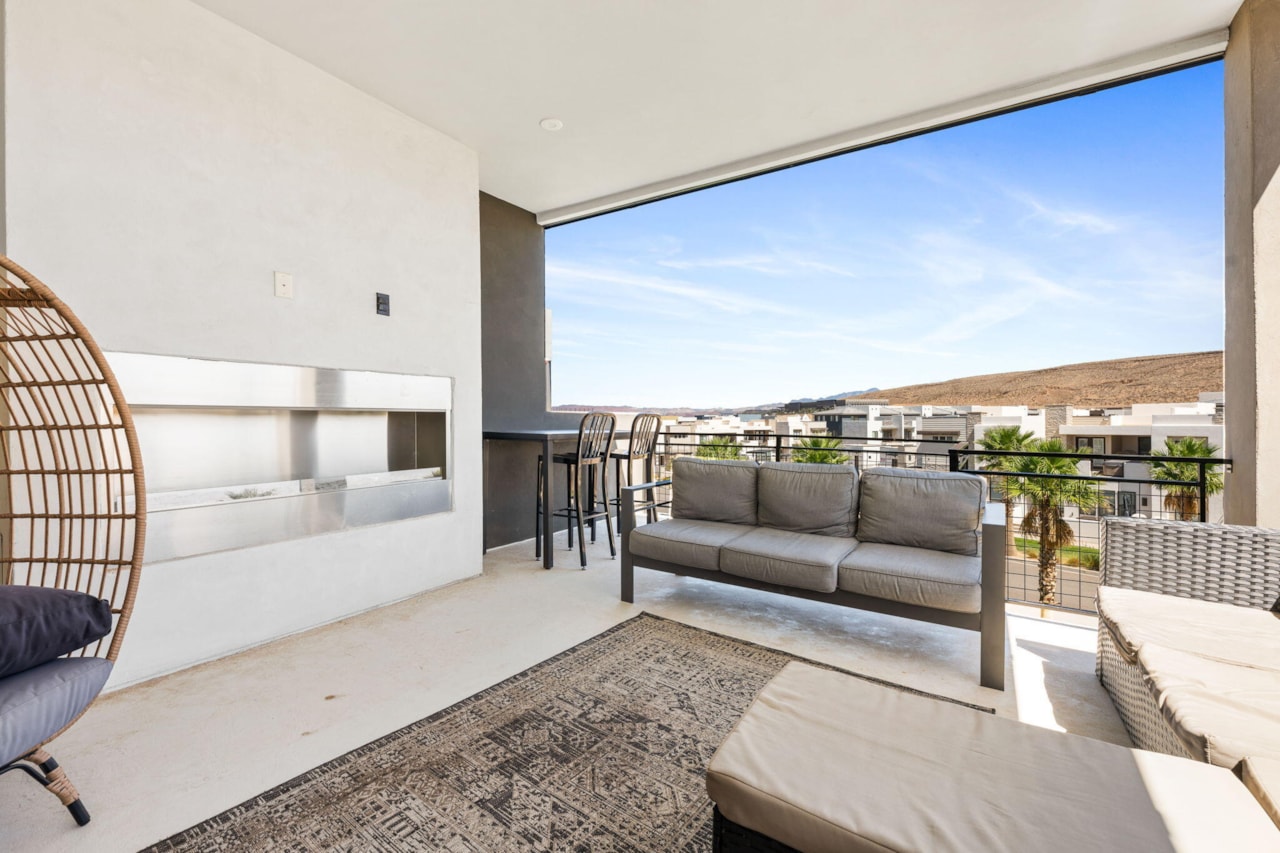 740 Olympic LN St George, UT 84790 home for sale, MLS#25-265577 - Erika Rogers Photo 16