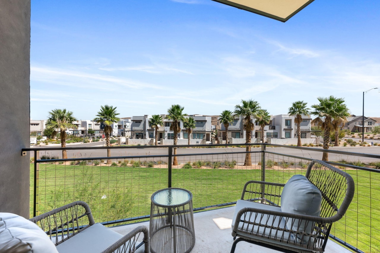 740 Olympic LN St George, UT 84790 home for sale, MLS#25-265577 - Erika Rogers Photo 19