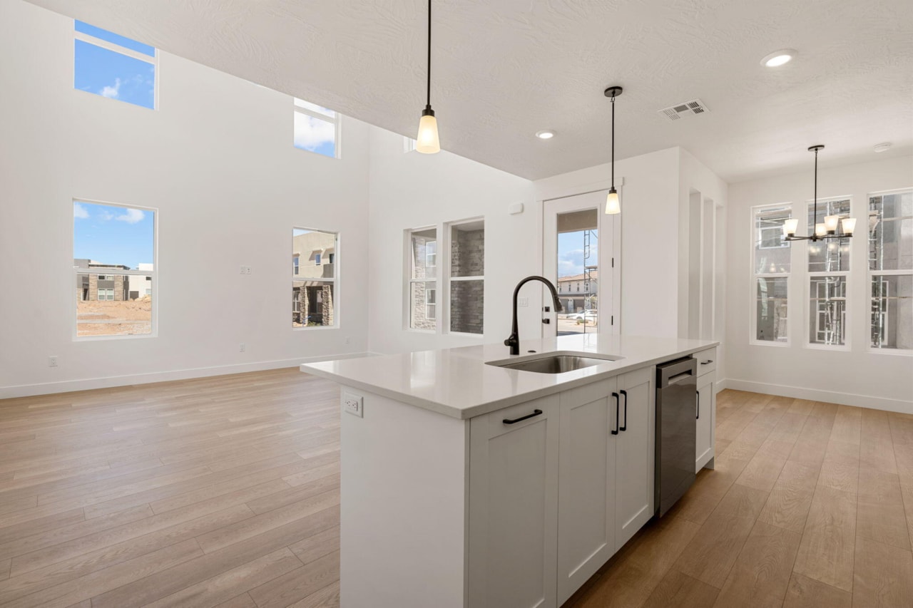 523 W Olive St George, UT 84790 home for sale, MLS#25-266152 - Erika Rogers Photo 18