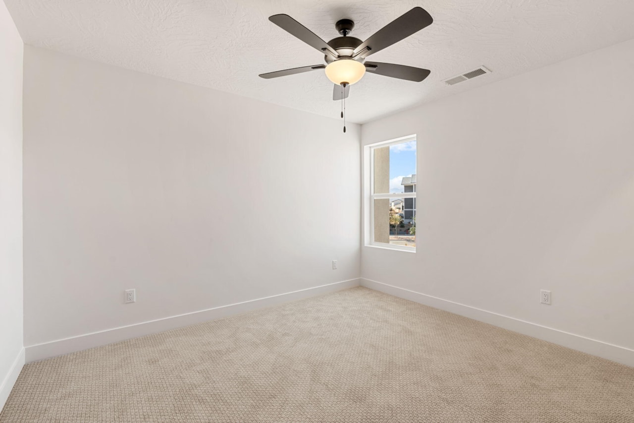 523 W Olive St George, UT 84790 home for sale, MLS#25-266152 - Erika Rogers Photo 28