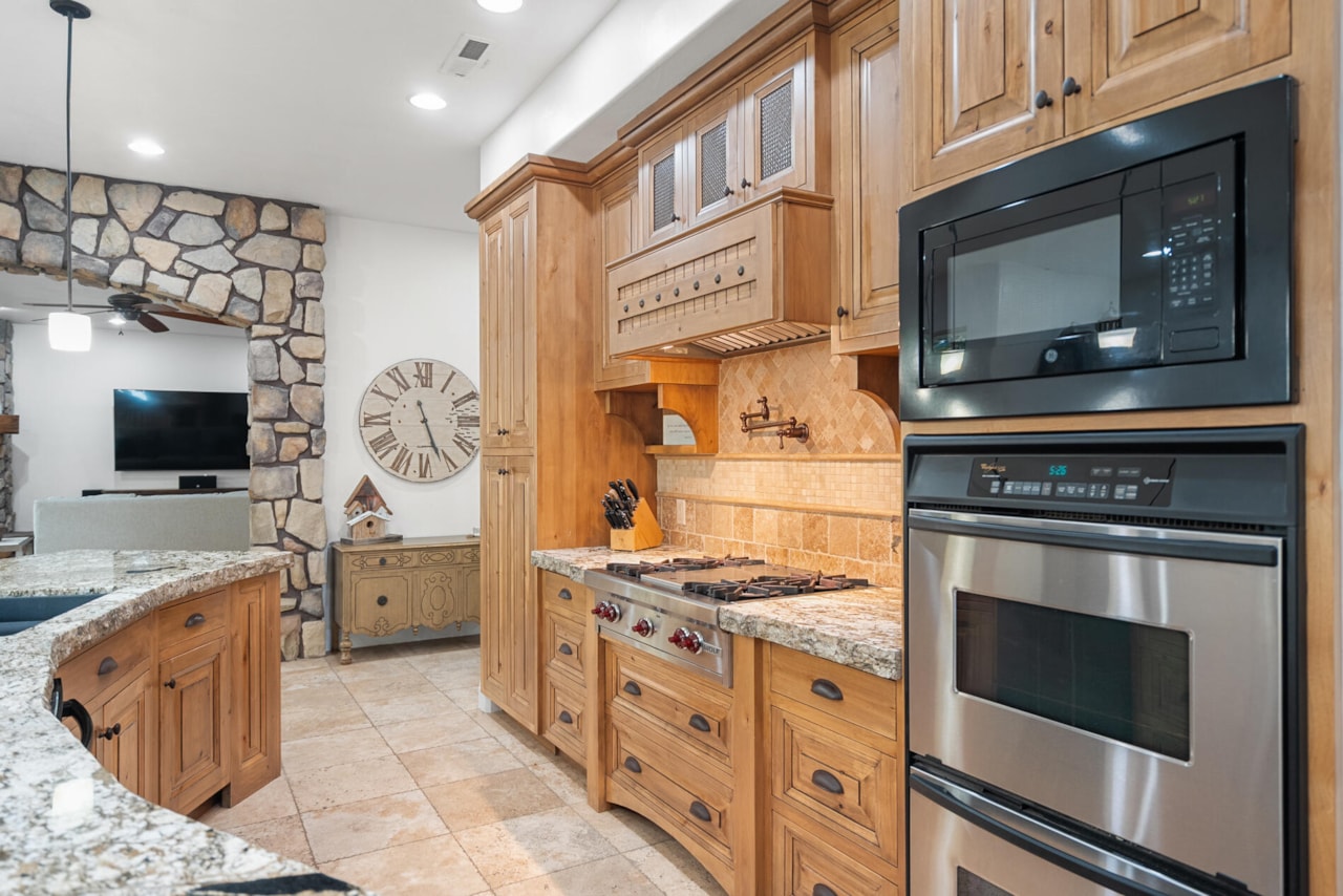 1019 S 900  E St George, UT 84790 home for sale, MLS#25-265669 - Erika Rogers Photo 21