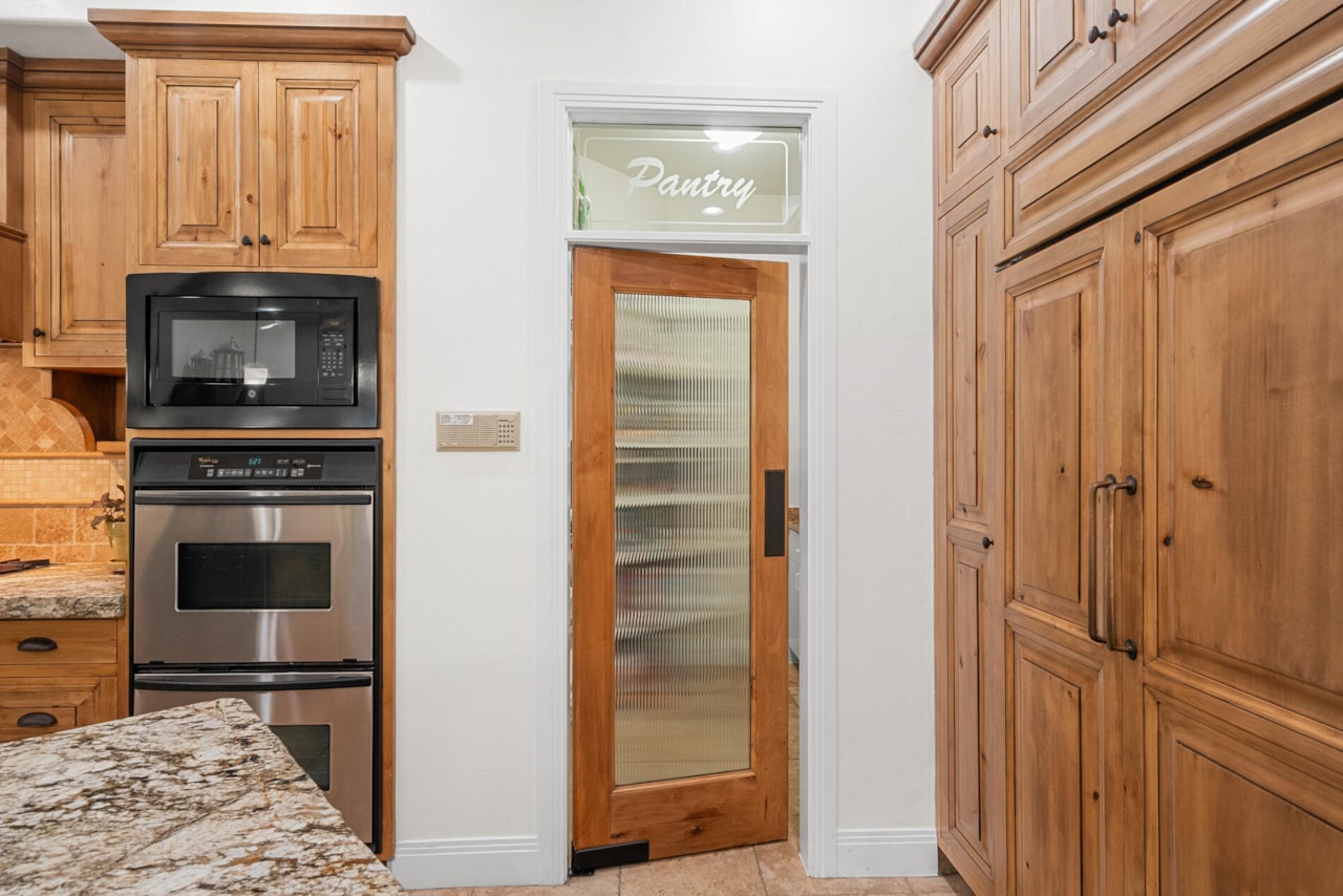 1019 S 900  E St George, UT 84790 home for sale, MLS#25-265669 - Erika Rogers Photo 23