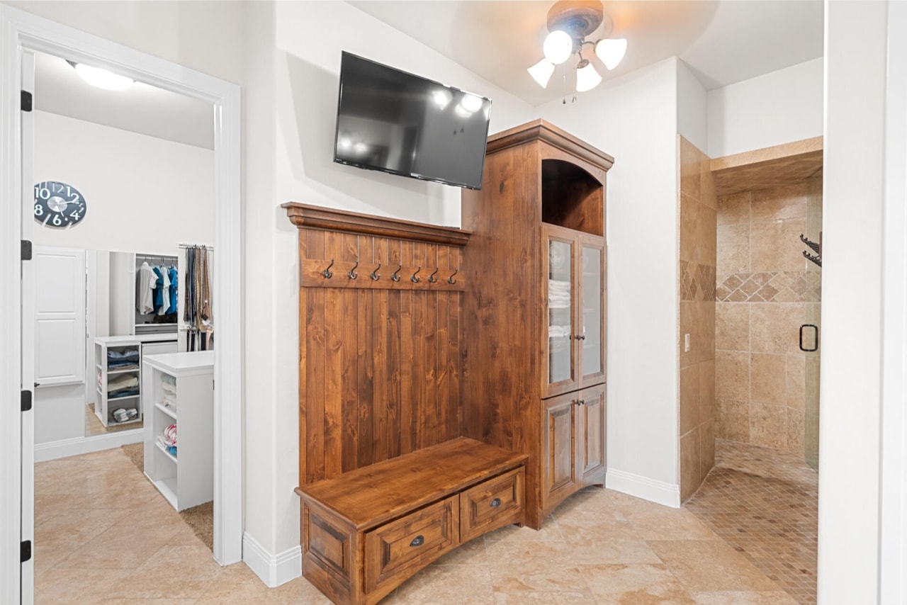 1019 S 900  E St George, UT 84790 home for sale, MLS#25-265669 - Erika Rogers Photo 35