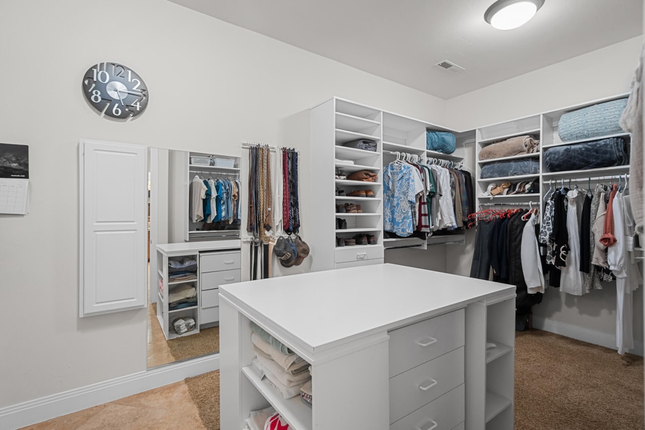 1019 S 900  E St George, UT 84790 home for sale, MLS#25-265669 - Erika Rogers Photo 37