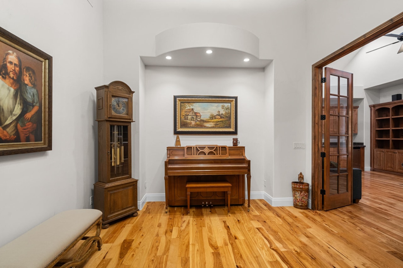 1019 S 900  E St George, UT 84790 home for sale, MLS#25-265669 - Erika Rogers Photo 39