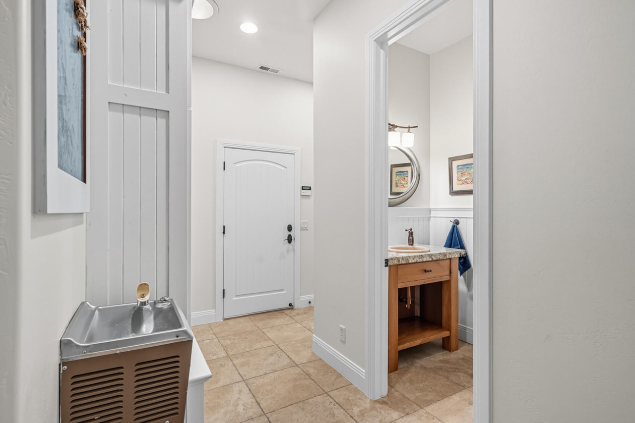 1019 S 900  E St George, UT 84790 home for sale, MLS#25-265669 - Erika Rogers Photo 49