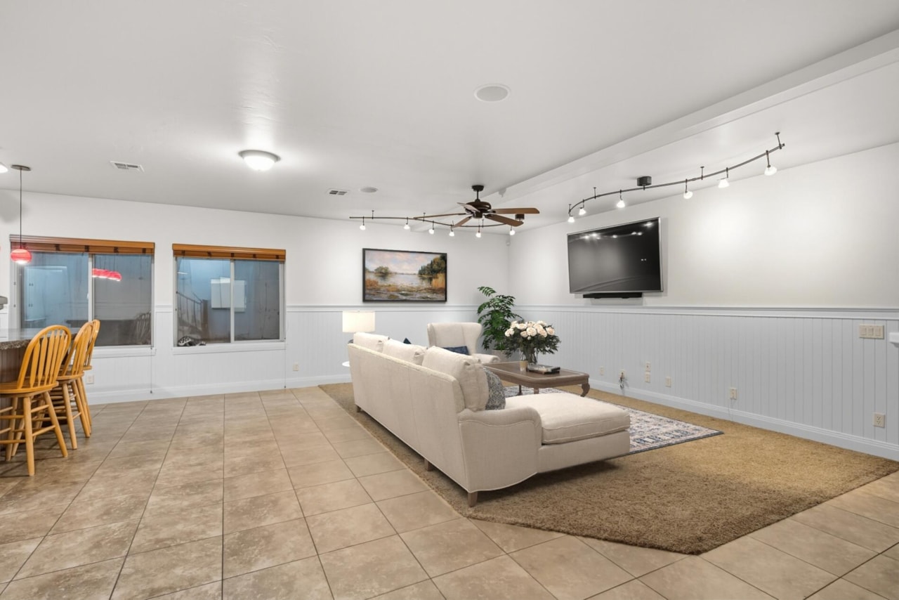 1019 S 900  E St George, UT 84790 home for sale, MLS#25-265669 - Erika Rogers Photo 61