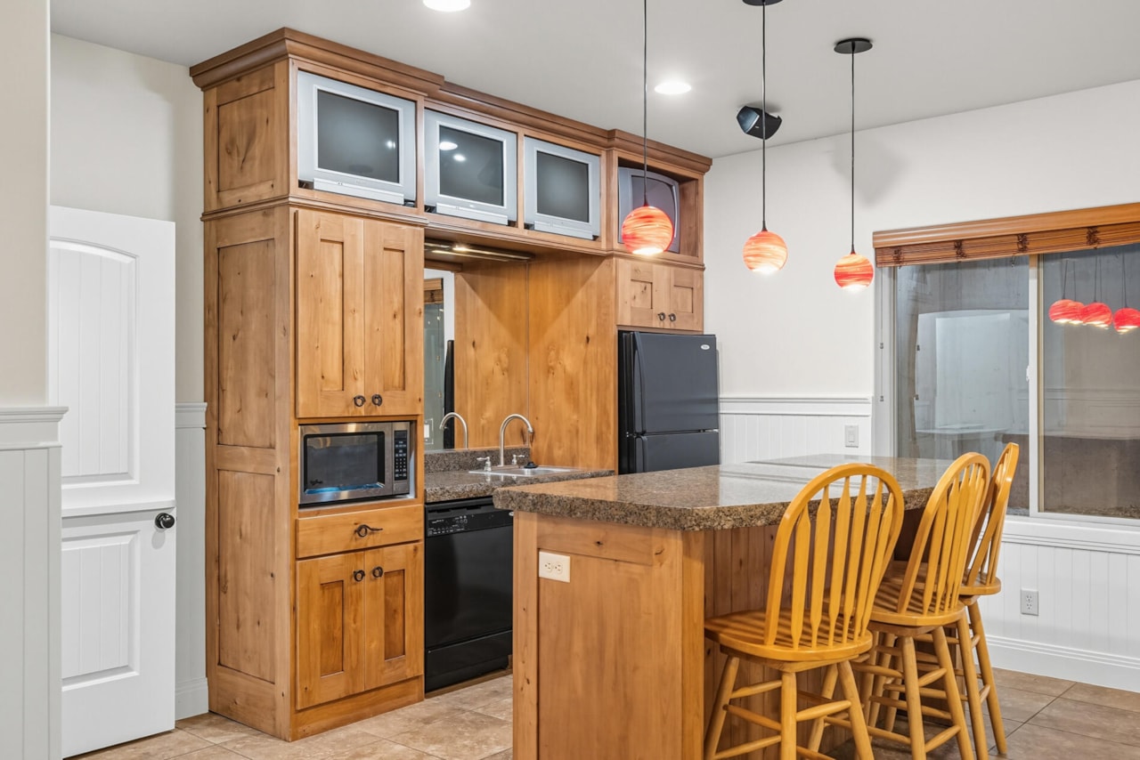 1019 S 900  E St George, UT 84790 home for sale, MLS#25-265669 - Erika Rogers Photo 63