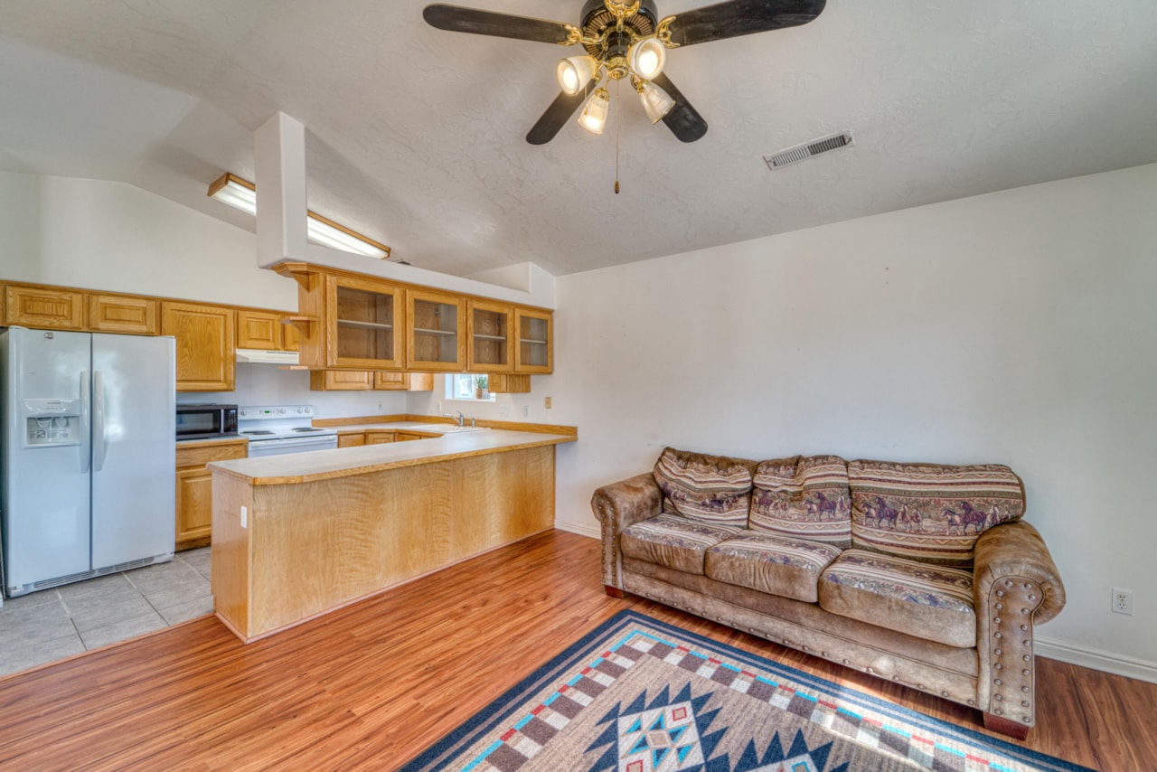 2990 E Riverside DR #157 St George, UT 84790 home for sale, MLS#25-263310 - Erika Rogers Photo 6