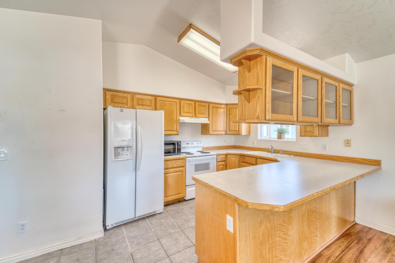 2990 E Riverside DR #157 St George, UT 84790 home for sale, MLS#25-263310 - Erika Rogers Photo 9