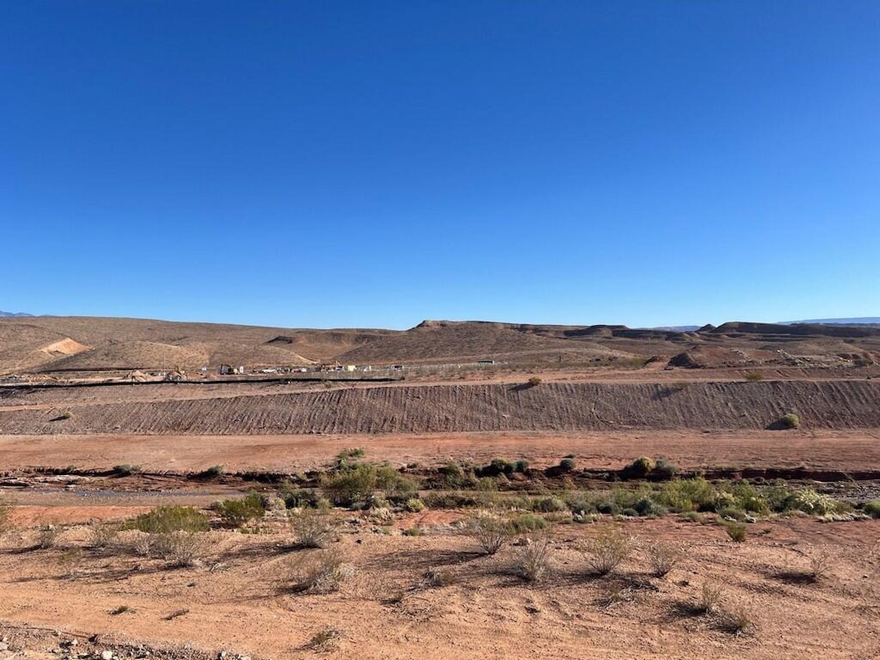 5801 S Cardinal Wing DR St George, UT 84790 home for sale, MLS#25-266174 - Erika Rogers Photo 11