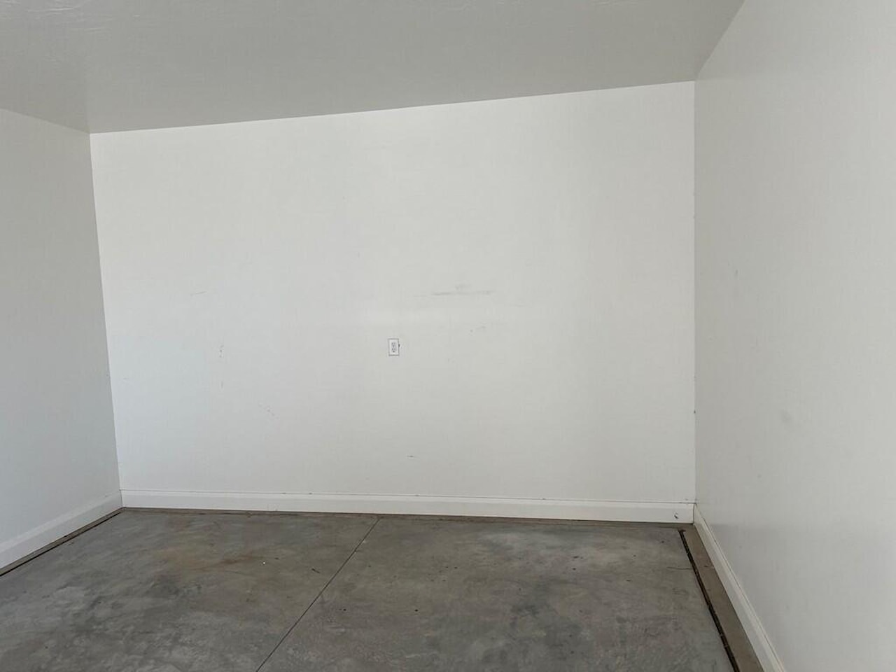 5801 S Cardinal Wing DR St George, UT 84790 home for sale, MLS#25-266174 - Erika Rogers Photo 33