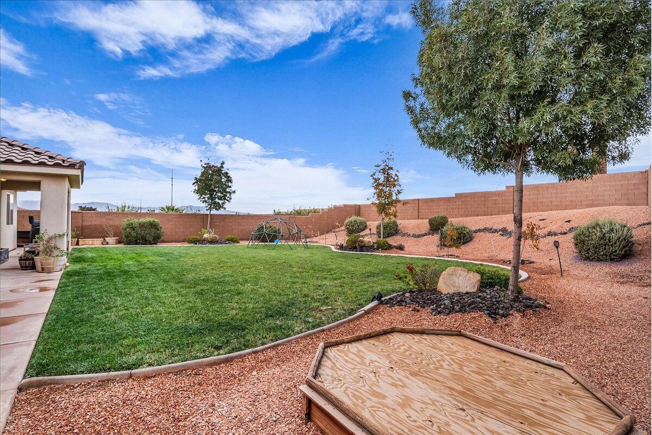 1113 E 3685  S Washington, UT 84780 home for sale, MLS#25-266227 - Erika Rogers Photo 21