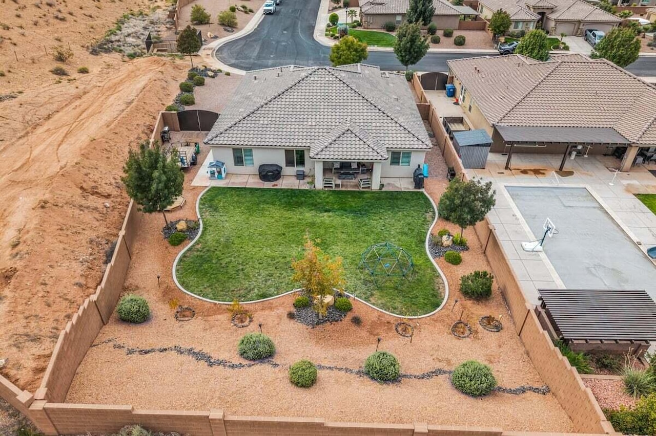 1113 E 3685  S Washington, UT 84780 home for sale, MLS#25-266227 - Erika Rogers Photo 24