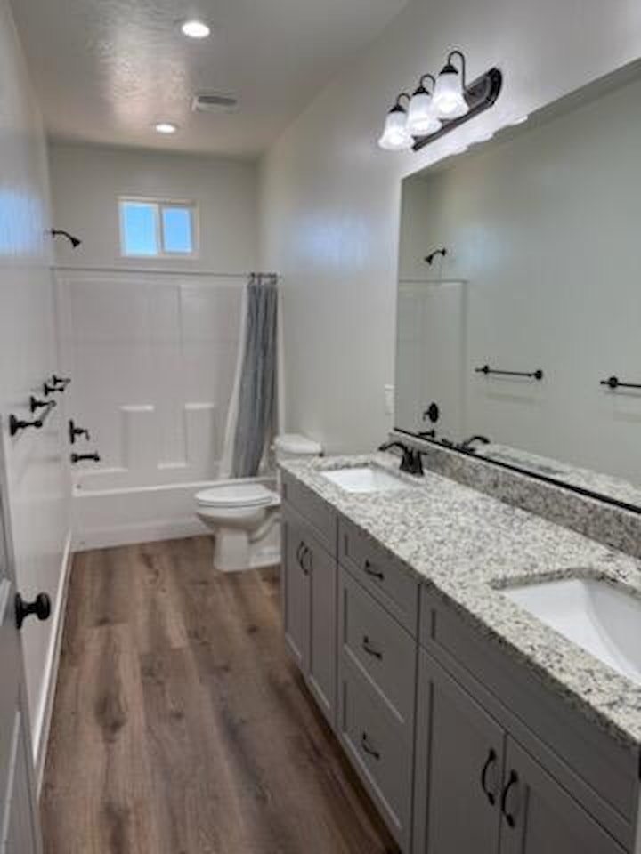 62 E 400  S Washington, UT 84780 home for sale, MLS#25-266229 - Erika Rogers Photo 14