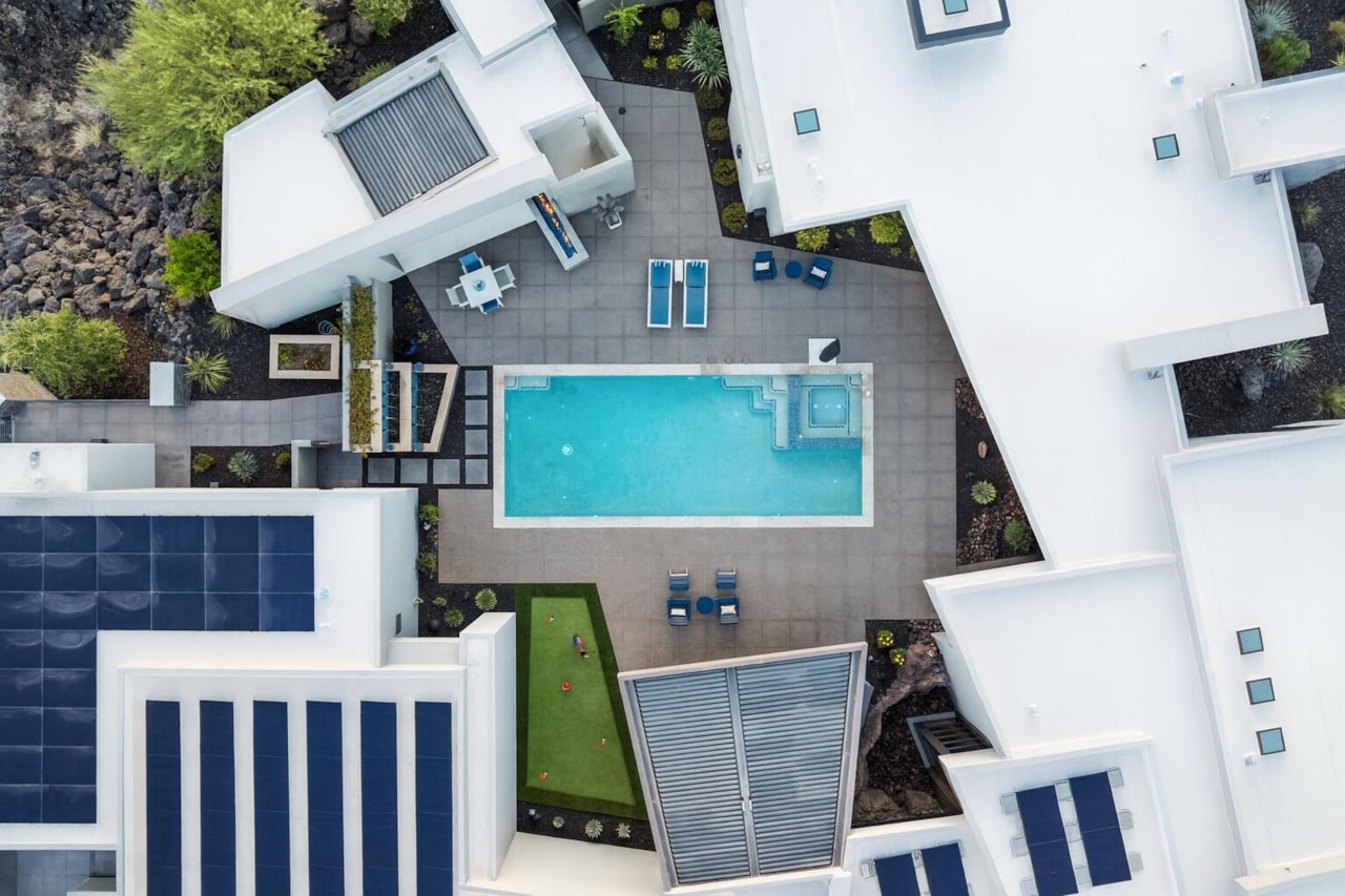 2515 N Tacheene DR St George, UT 84770 home for sale, MLS#25-265445 - Erika Rogers Photo 7