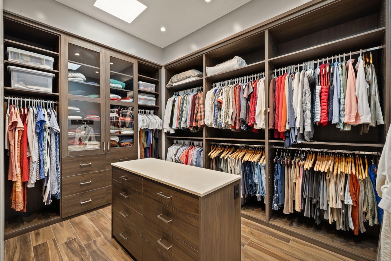 2515 N Tacheene DR St George, UT 84770 home for sale, MLS#25-265445 - Erika Rogers Photo 55