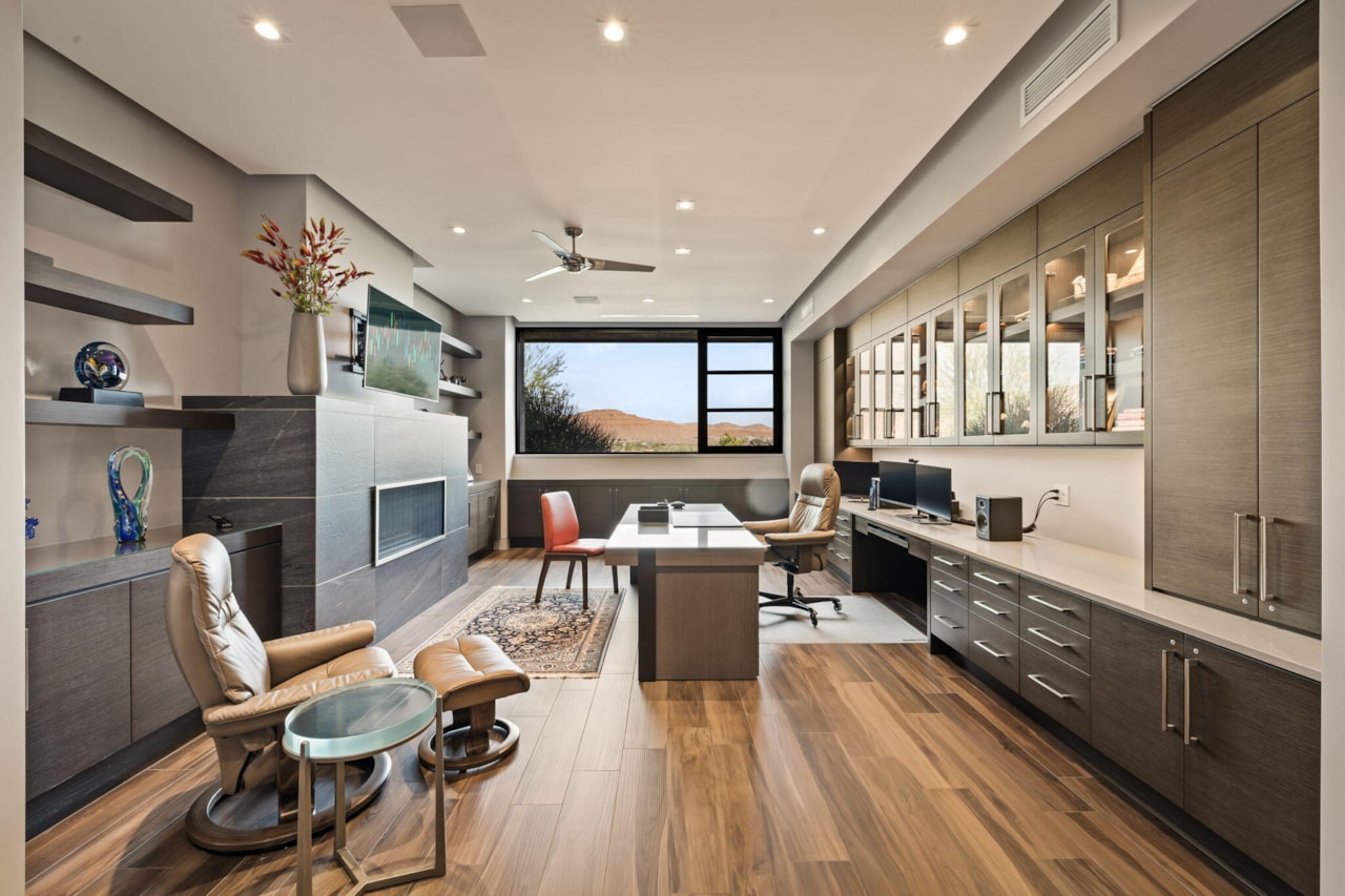 2515 N Tacheene DR St George, UT 84770 home for sale, MLS#25-265445 - Erika Rogers Photo 58