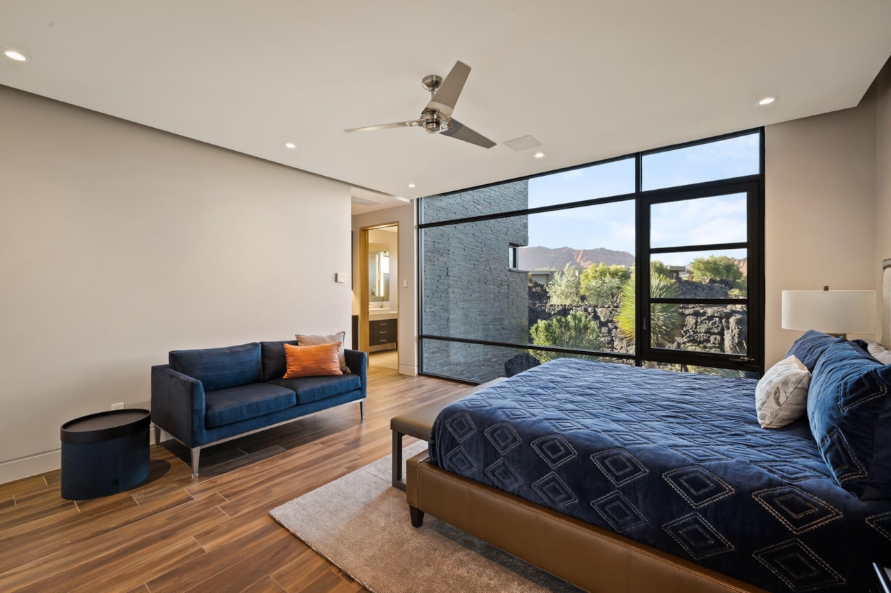 2515 N Tacheene DR St George, UT 84770 home for sale, MLS#25-265445 - Erika Rogers Photo 68