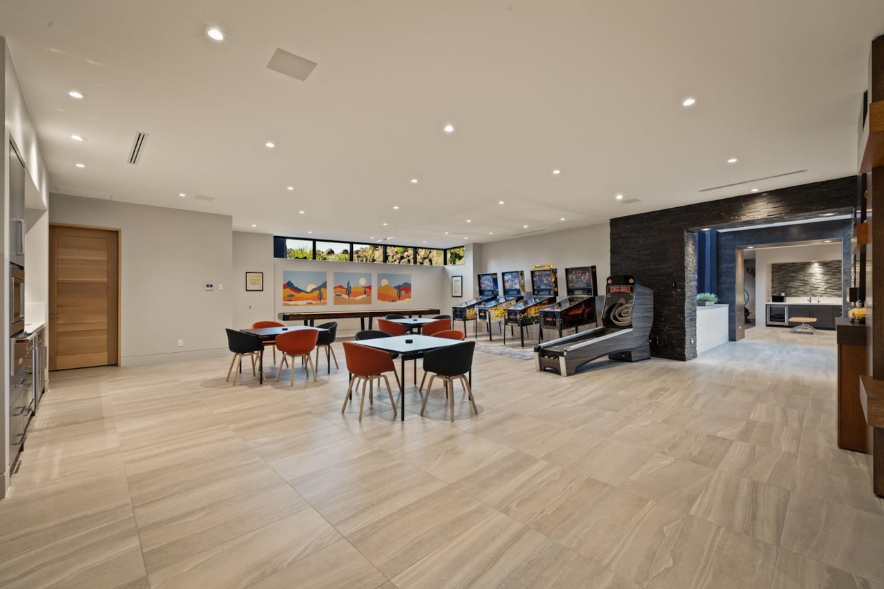 2515 N Tacheene DR St George, UT 84770 home for sale, MLS#25-265445 - Erika Rogers Photo 78