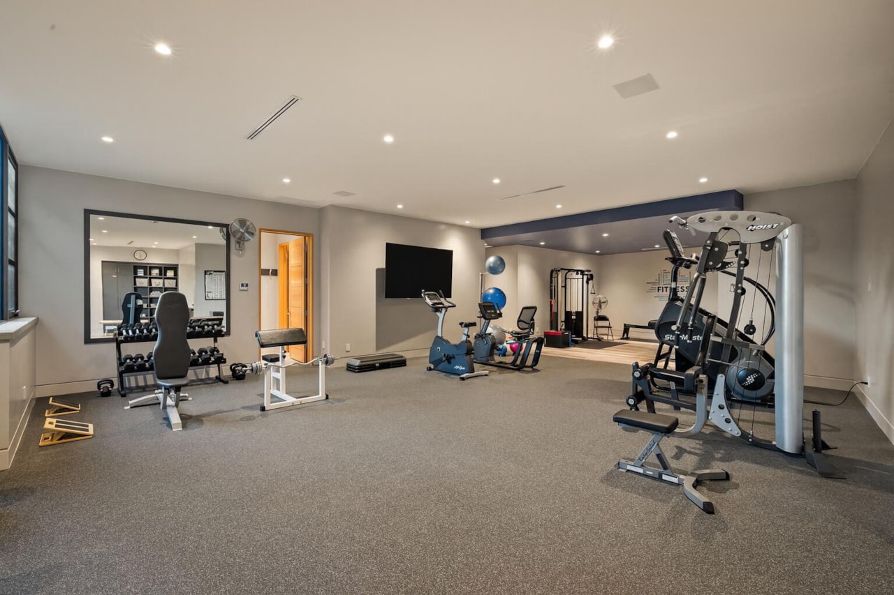 2515 N Tacheene DR St George, UT 84770 home for sale, MLS#25-265445 - Erika Rogers Photo 80