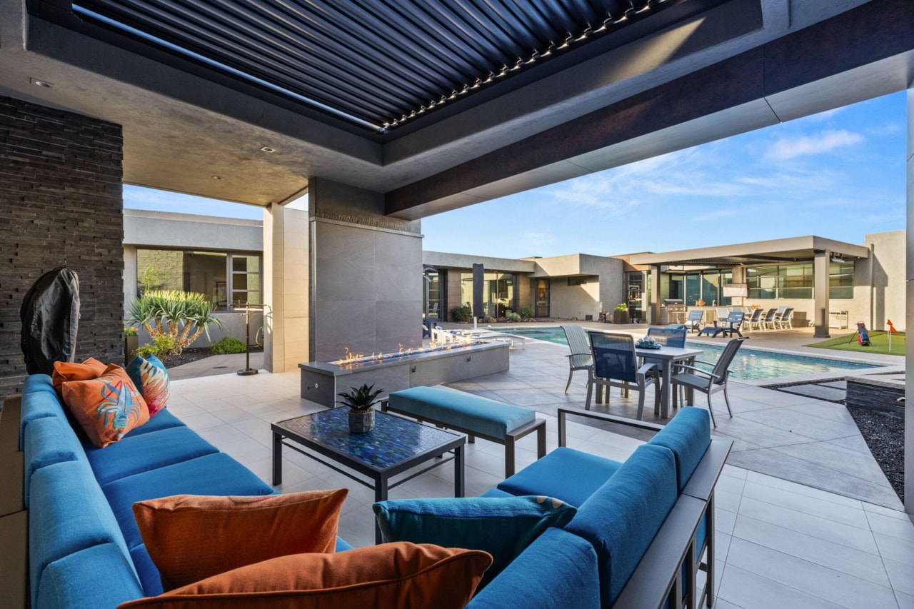 2515 N Tacheene DR St George, UT 84770 home for sale, MLS#25-265445 - Erika Rogers Photo 92