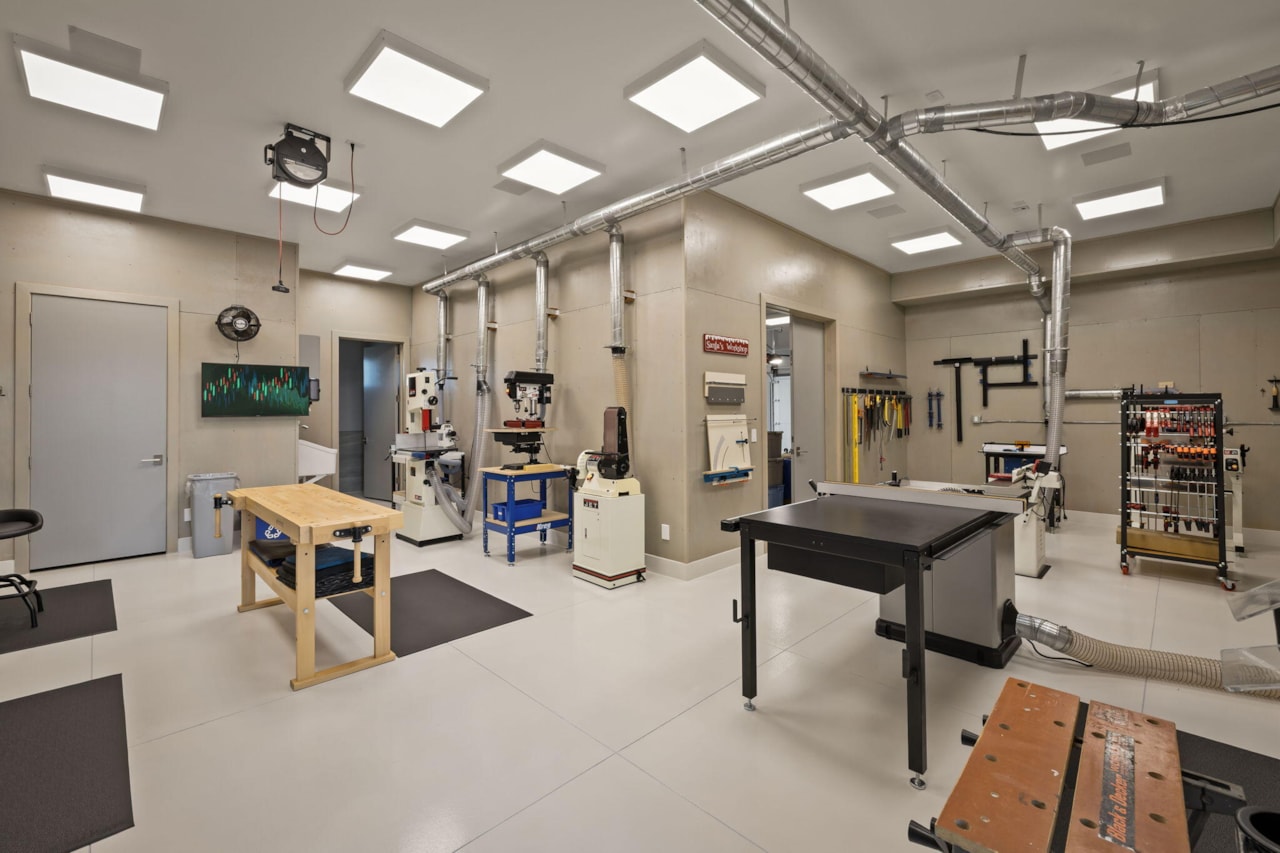 2515 N Tacheene DR St George, UT 84770 home for sale, MLS#25-265445 - Erika Rogers Photo 109